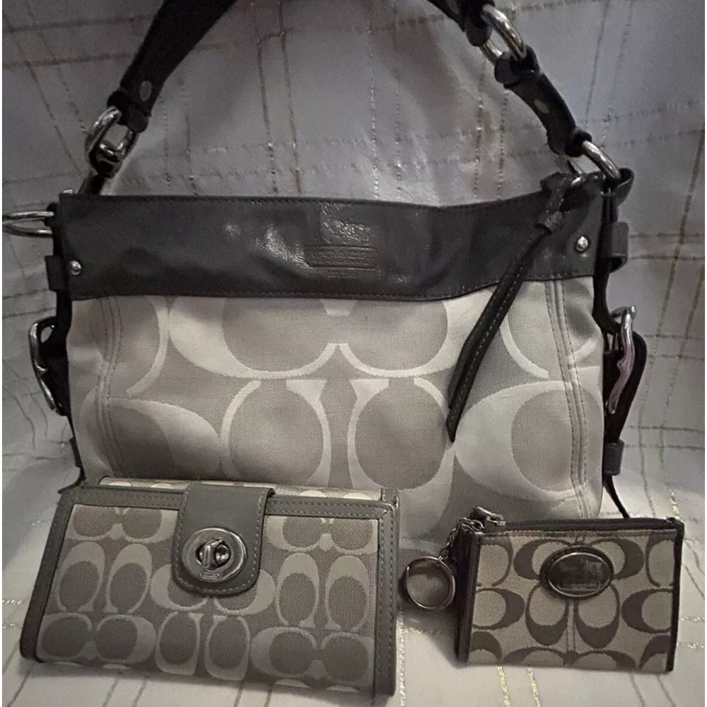 Coach 3 piece set purse wallet and coin holder